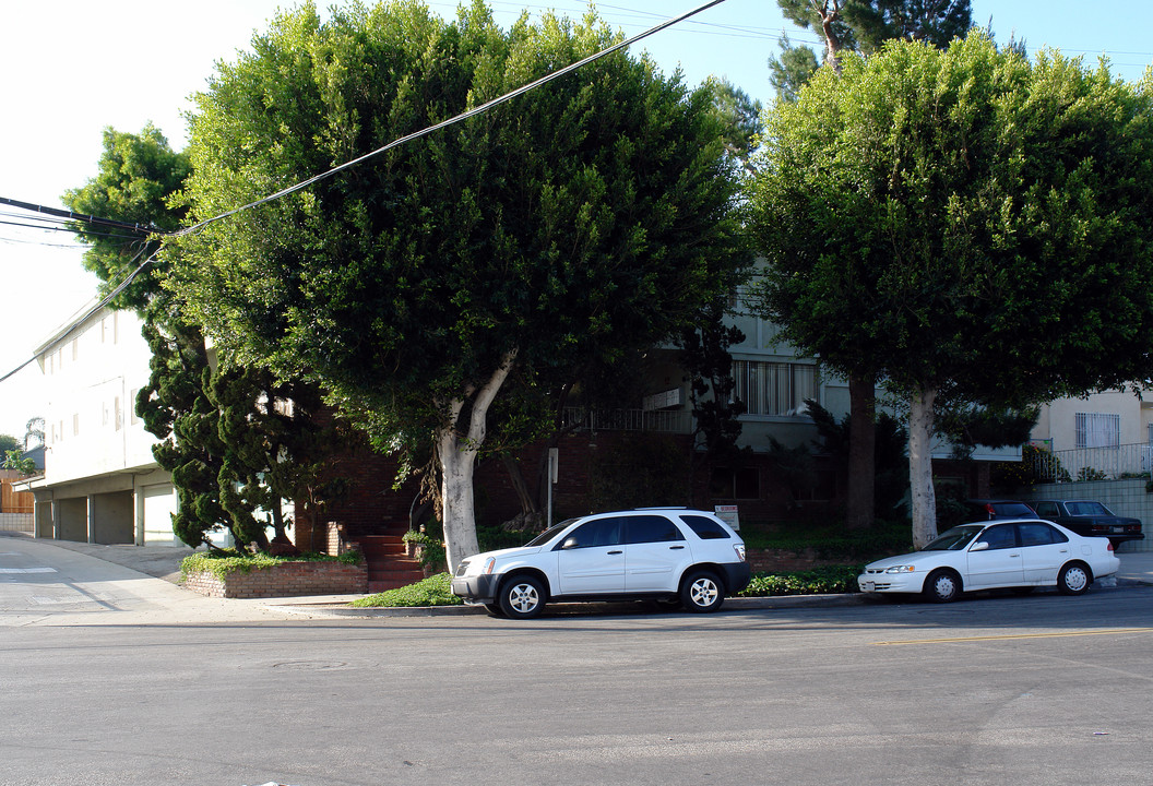 404 E Hyde Park Blvd in Inglewood, CA - Building Photo