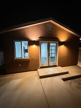 4068 Armstrong St, Unit ADU in San Diego, CA - Building Photo - Building Photo