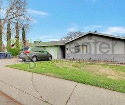 6385 Bonham Cir in Citrus Heights, CA - Building Photo