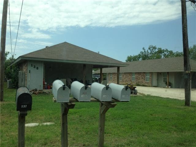 136 Nolan St in Tye, TX - Building Photo - Building Photo