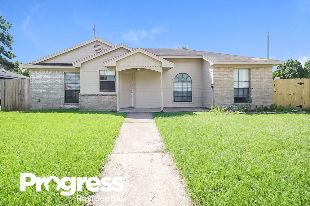 2215 Hazyknoll Ln Photo