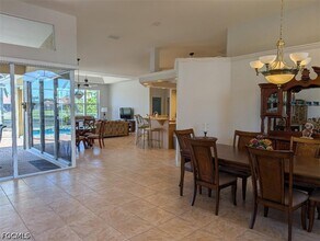 161 SE 17th St in Cape Coral, FL - Building Photo - Building Photo