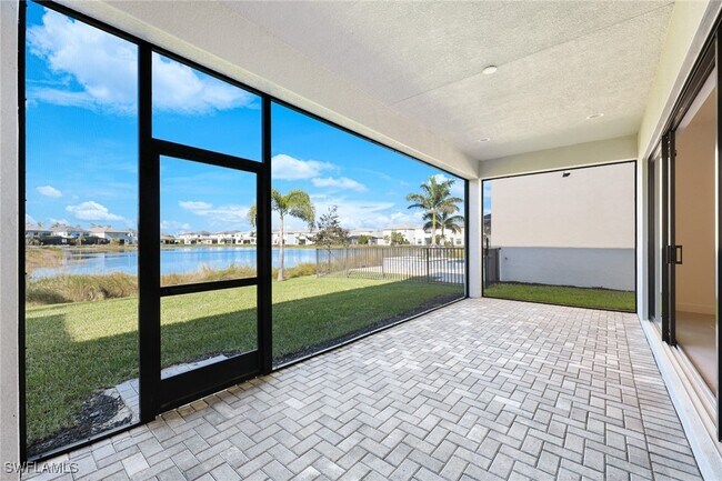 12771 Woodbury Dr in Estero, FL - Building Photo - Building Photo