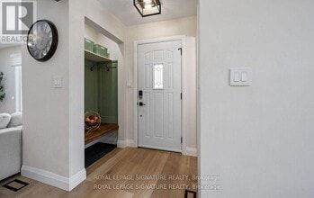 357 Rossland Rd E in Oshawa, ON - Building Photo - Building Photo