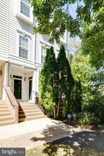 11582 Cavalier Landing Ct in Fairfax, VA - Building Photo - Building Photo