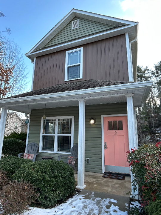 2 Mill Creek Loop in Asheville, NC - Building Photo