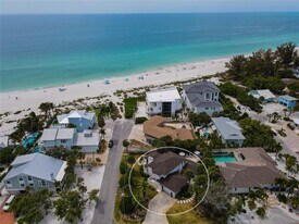 106 49th St in Holmes Beach, FL - Building Photo
