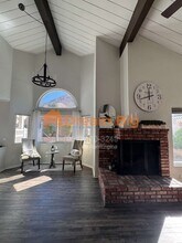 12025 Weeping Willow Ln in Fontana, CA - Building Photo - Building Photo