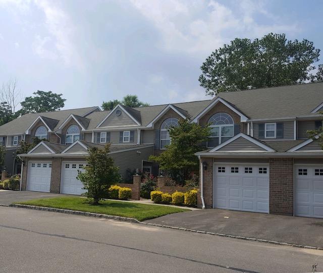 135 Horizon View Dr in Farmingville, NY - Building Photo - Building Photo