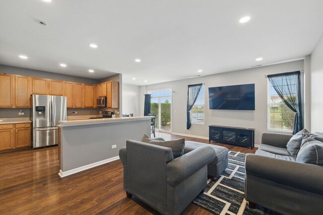 15340 Kenmare Cir in Manhattan, IL - Building Photo - Building Photo