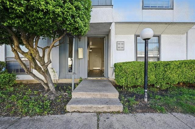 12888 Montfort Dr in Dallas, TX - Building Photo - Building Photo
