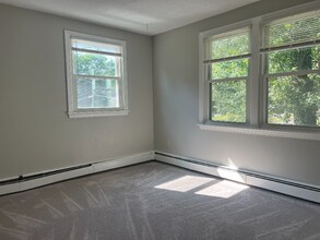 1233 Main St in Holden, MA - Building Photo - Building Photo