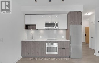 5 Defries St in Toronto, ON - Building Photo - Building Photo