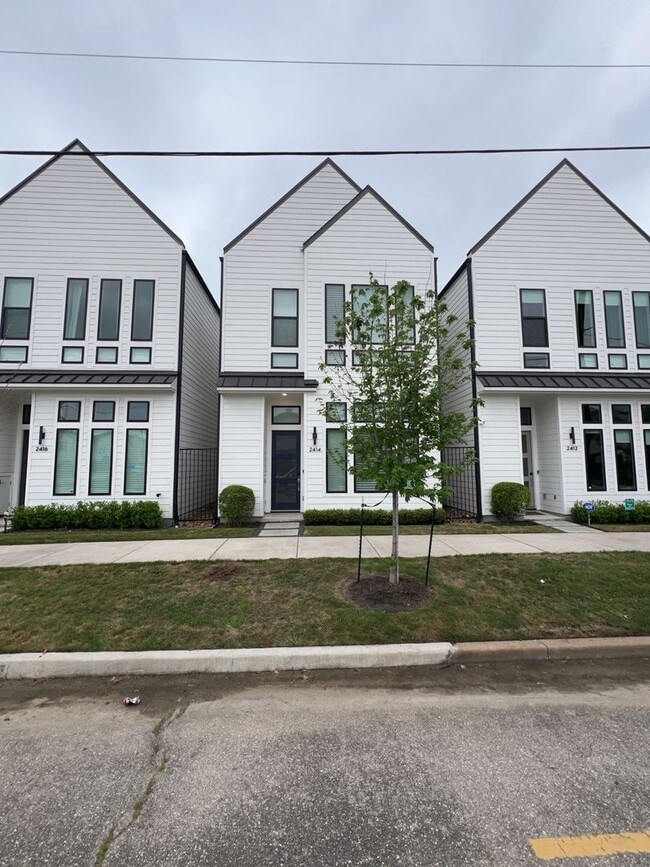 property at 2414 Gray St