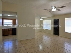 712 Old Lorena Rd in Lorena, TX - Building Photo - Building Photo