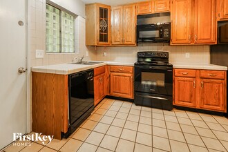 665 Pimlico Dr in Florissant, MO - Building Photo - Building Photo