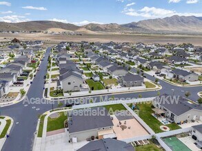 1460 Lowe Peak Dr in Eagle Mountain, UT - Building Photo - Building Photo