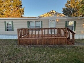 831 N Pontiac Trail in Walled Lake, MI - Building Photo - Building Photo