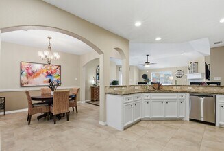 102 Golfview Ct in Montgomery, TX - Building Photo - Building Photo