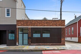 3121 N California Ave in Chicago, IL - Building Photo