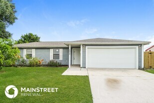 1318 Havre St NW in Palm Bay, FL - Building Photo