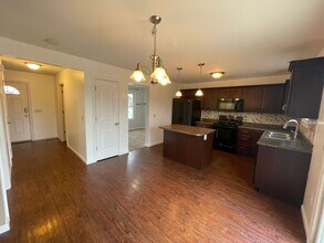 2727 Stonecrop Road in Huntertown, IN - Building Photo - Building Photo