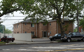 1279 Richmond Ave Apartments