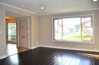 12700 Newport Ave in Tustin, CA - Building Photo - Building Photo