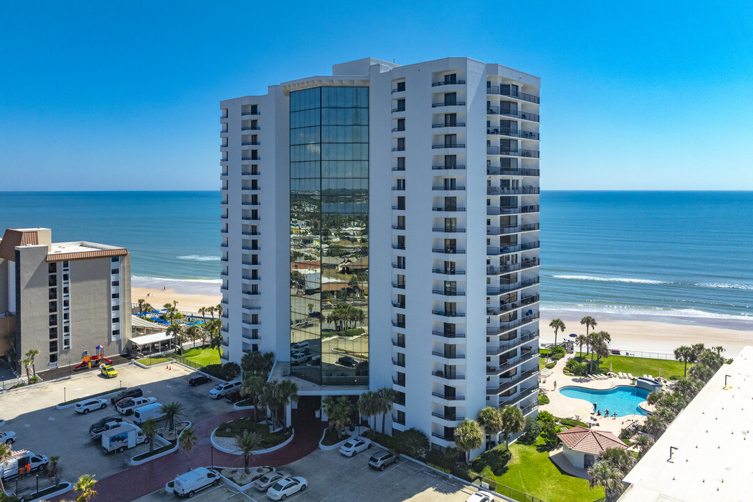 The Caribbean Condominium in Daytona Beach Shores, FL - Building Photo