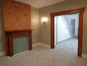557 E Whittier St, Unit 557 E Whittier St in Columbus, OH - Building Photo - Building Photo