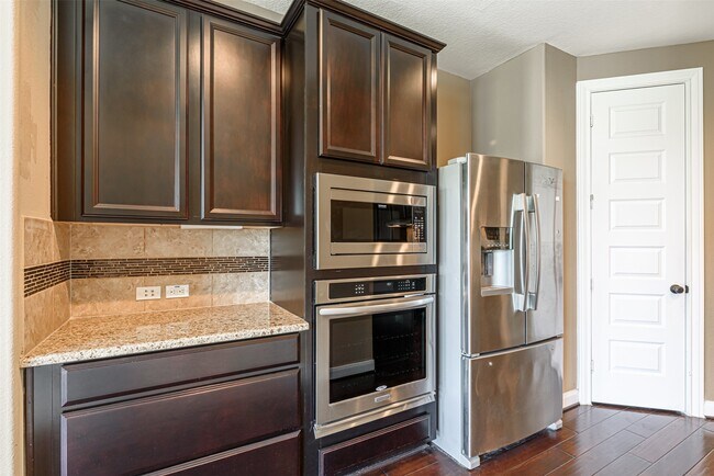 4607 Rockton Hills Ln in Sugar Land, TX - Building Photo - Building Photo