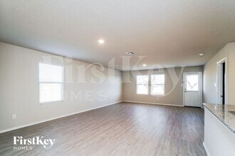 5330 Trellised Ln in Bulverde, TX - Building Photo - Building Photo