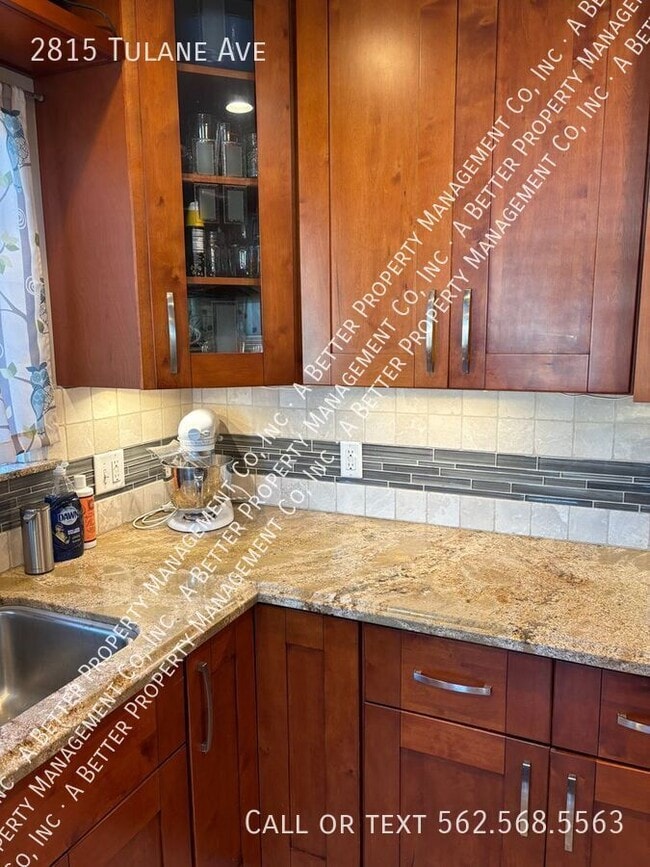 2815 Tulane Ave in Long Beach, CA - Building Photo - Building Photo