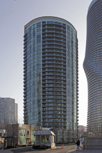 Absolute World Condos in Mississauga, ON - Building Photo - Building Photo