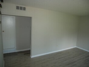 1463 Vicksburg Dr in Southaven, MS - Building Photo - Building Photo