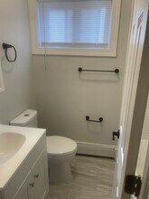 175 South St in Eatontown, NJ - Foto de edificio - Building Photo