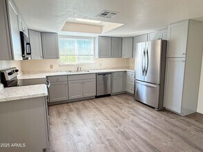 843 N Arroya Rd in Apache Junction, AZ - Building Photo - Building Photo
