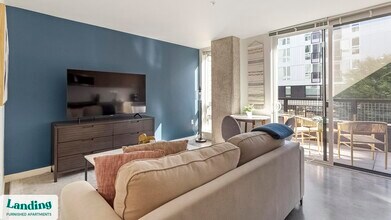 2301 E Union St in Seattle, WA - Foto de edificio - Building Photo