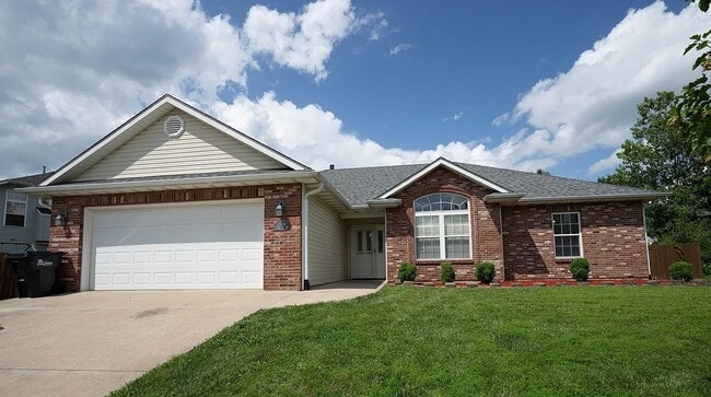 property at 211 Jackal Dr