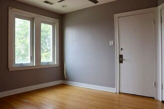 5938 W 64th St in Chicago, IL - Building Photo - Building Photo