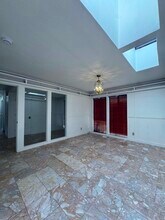 11 Park Sierra Ln in Sacramento, CA - Foto de edificio - Building Photo