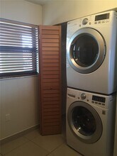 10288 NW 9th St in Miami, FL - Building Photo - Building Photo