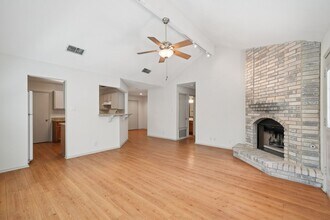 7718 Dashwood in San Antonio, TX - Building Photo - Building Photo