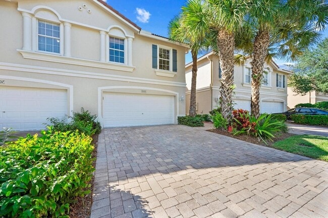 4205 Bamboo Palm Ct