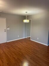 210 W 6th St in Royal Oak, MI - Building Photo - Building Photo