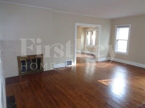 439 North Ave in Waukegan, IL - Building Photo - Building Photo