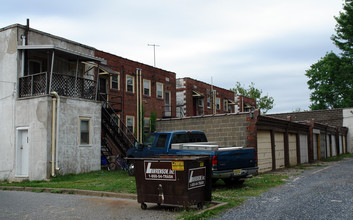 718-726 W Maple Ave in Merchantville, NJ - Building Photo - Building Photo