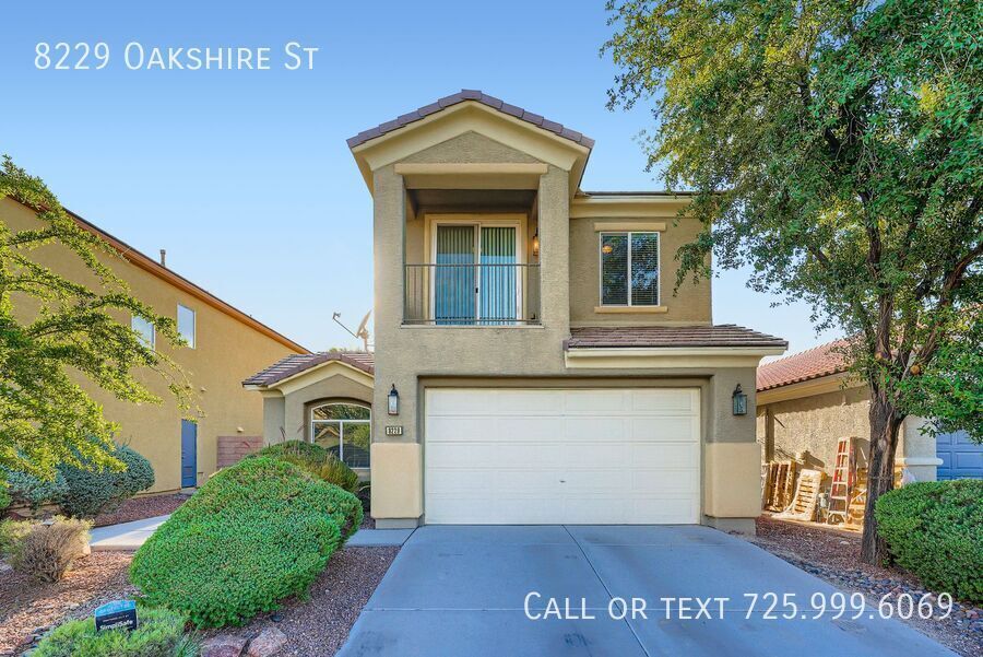 8229 Oakshire St in Las Vegas, NV - Building Photo