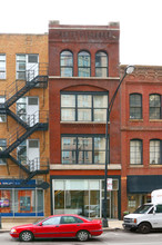 126 W Kinzie St in Chicago, IL - Building Photo - Building Photo