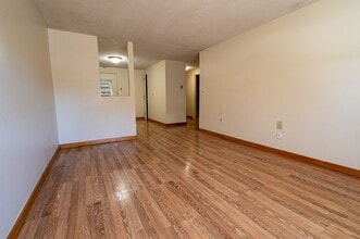 234 Low St in Newburyport, MA - Building Photo - Building Photo